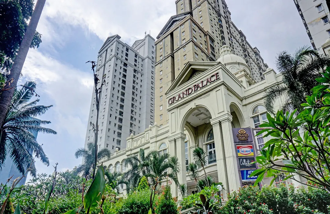 Collection O 6 Grand Palace Kemayoran-1